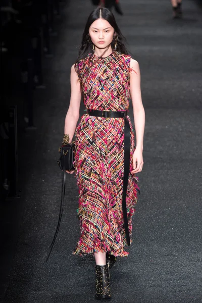 Look 8